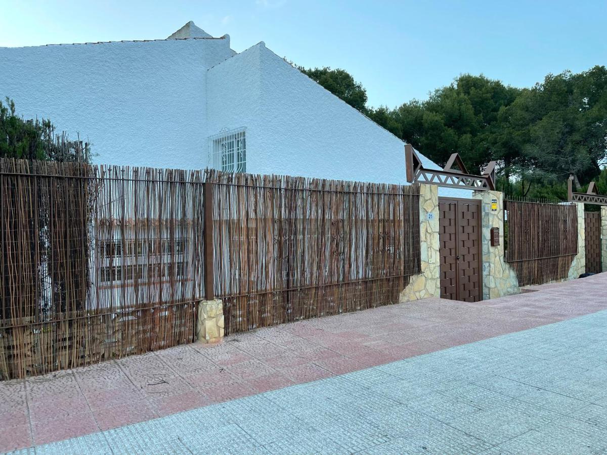 Villa Mis 5 Amores Con Piscina Benidorm Luaran gambar