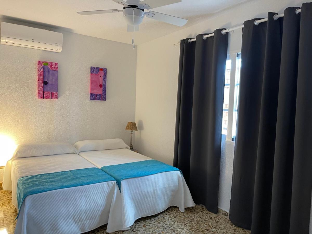 Villa Mis 5 Amores Con Piscina Benidorm Luaran gambar